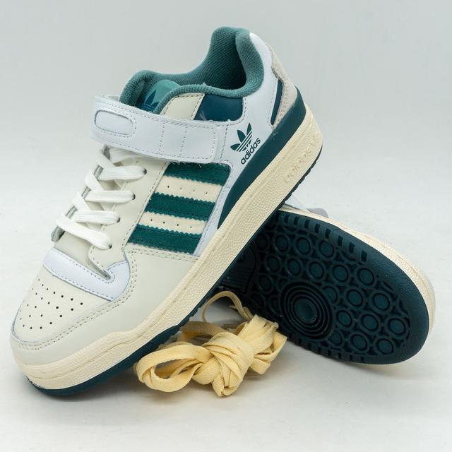 Sneakers Adidas Forum 84 beige green. Top quality!