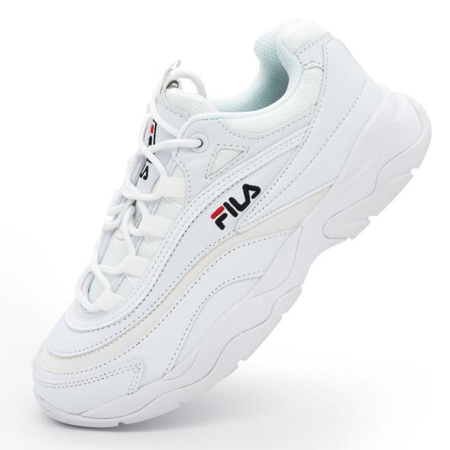 Women's white FILA Ray sneakers. Top quality!