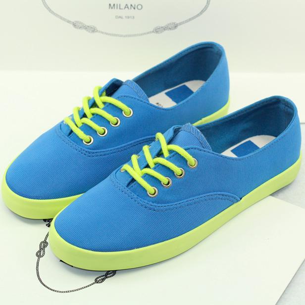 RenBen 3735-3 women's blue sneakers with light green soles