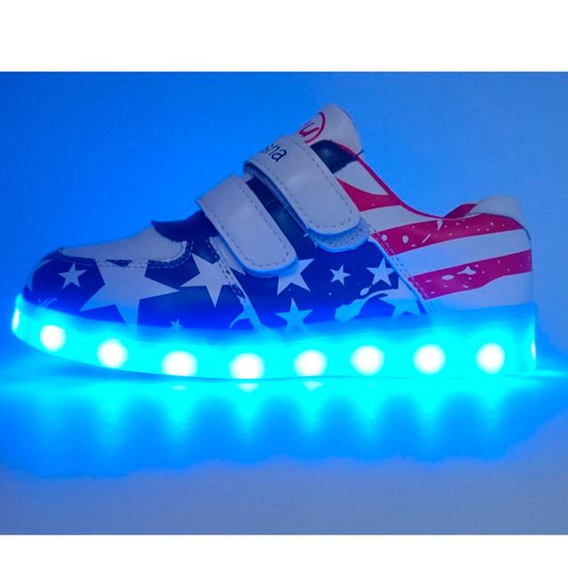 Led sneakers, luminous, low (flag, velcro)