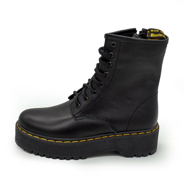 Зимові чорні жіночі черевики в Dr. Martens на платформі - 003